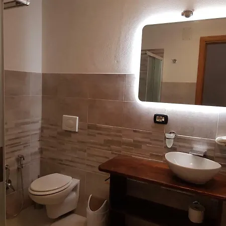 Casa Vacanze Valentina Porto Conte Exterior foto
